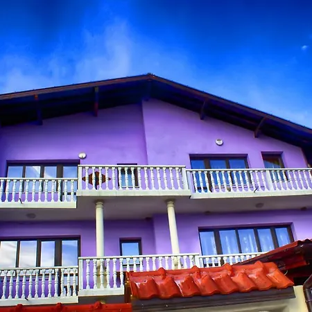Monelli 5 Guest house