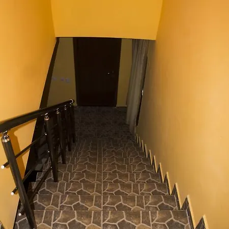 Guest house Monelli 5 2*
